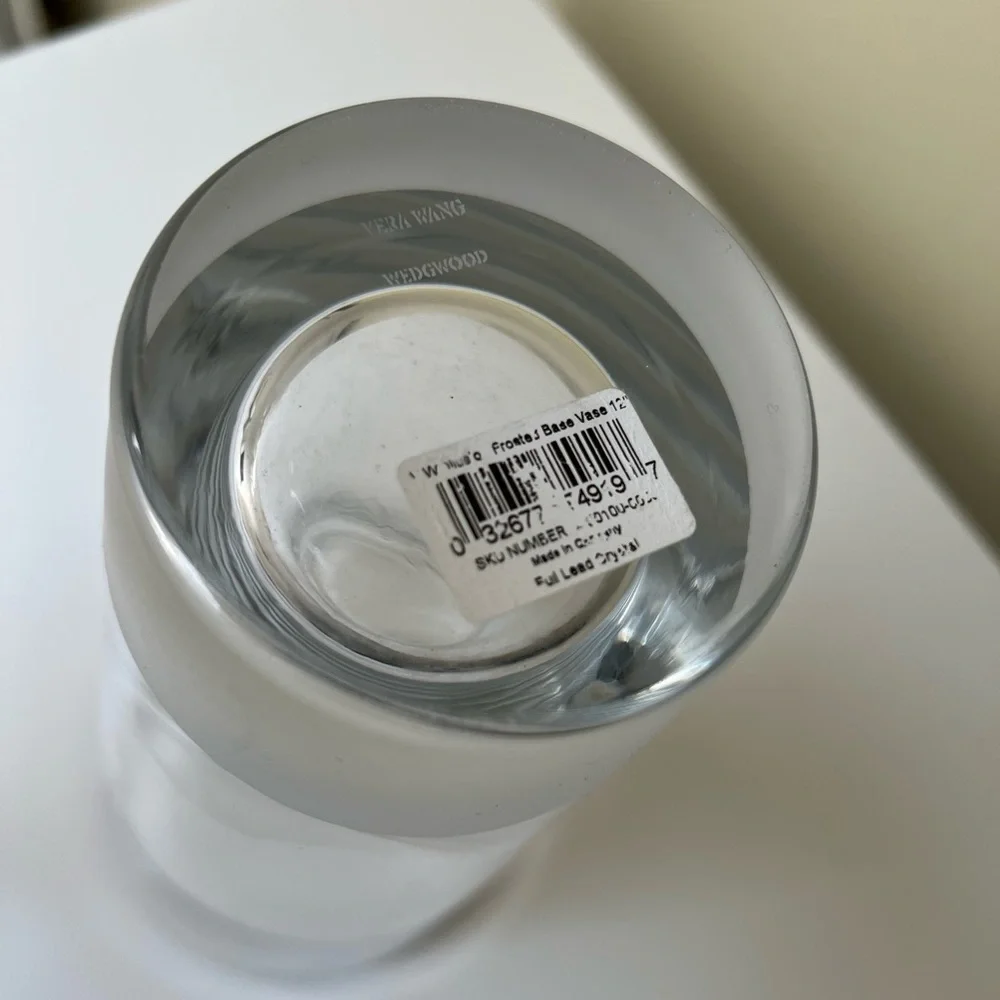 Vera Wang Illusion by Wedgwood Germany Clear Crystal Vase Frosted Base 12” - Picture 5 of 5